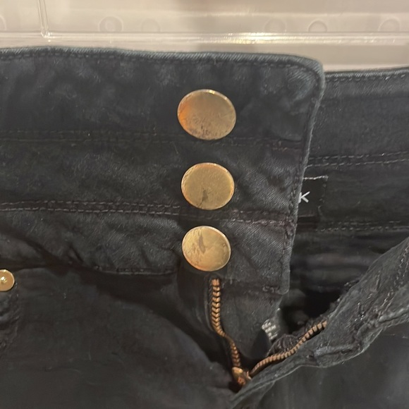 High waisted black shorts, medium - Picture 3 of 3